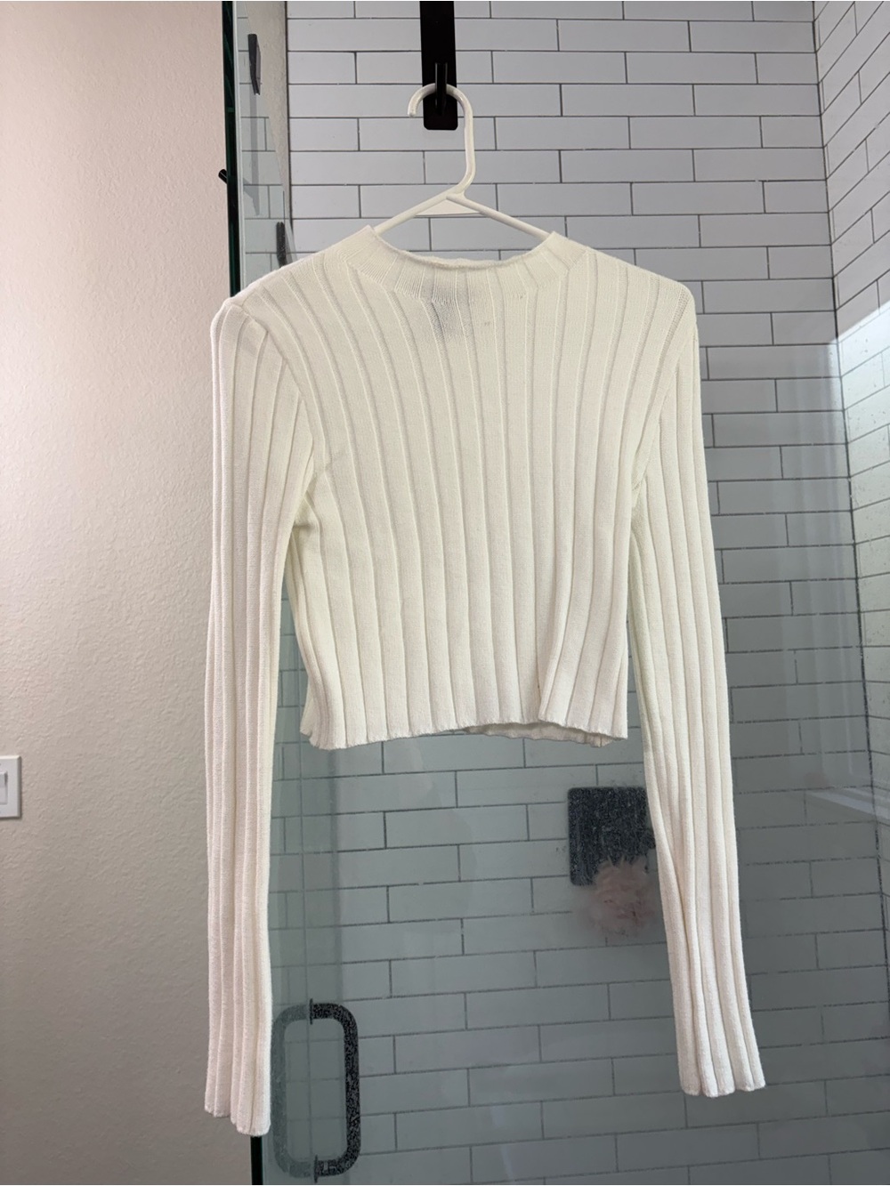 Forever 21 Cream Ribbed Long-Sleeve Crop Top